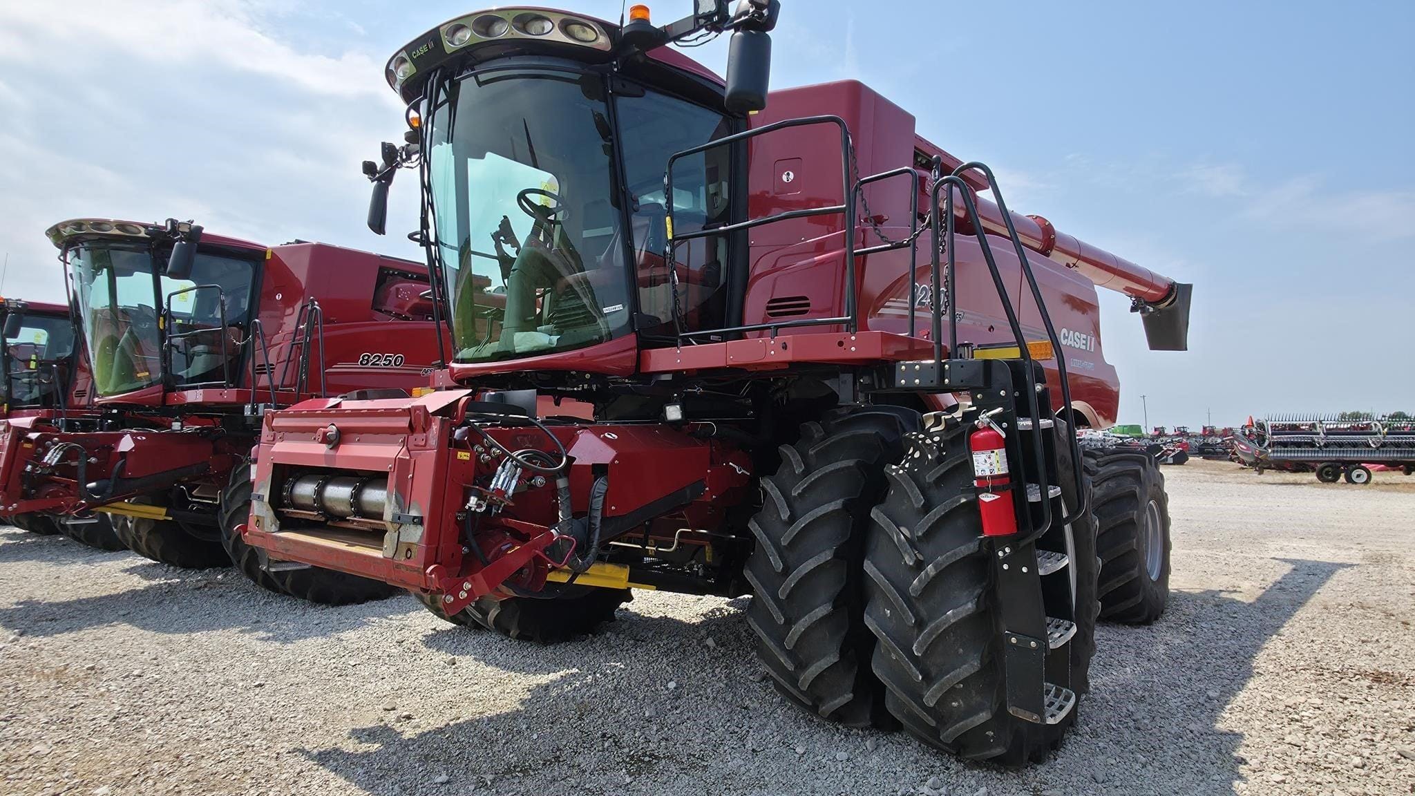 2019 Case IH 8250 Equipment Image0