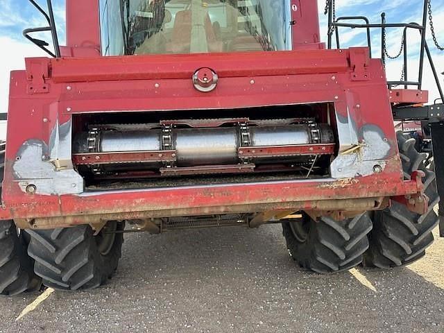 Image of Case IH 8250 equipment image 4