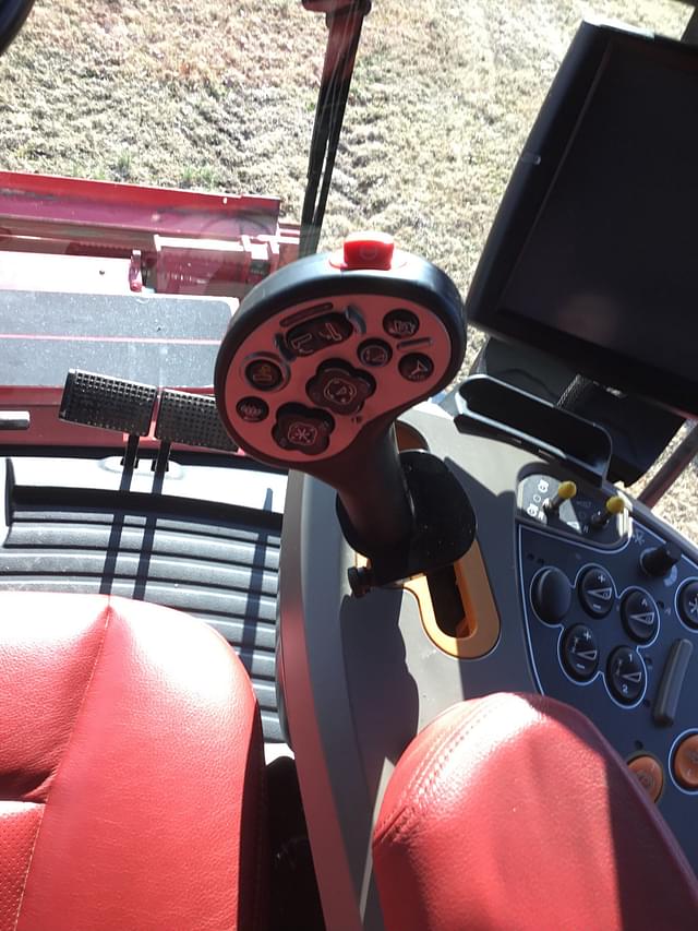 Image of Case IH 8250 equipment image 4