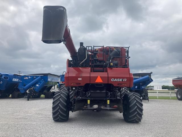 Image of Case IH 8250 equipment image 3