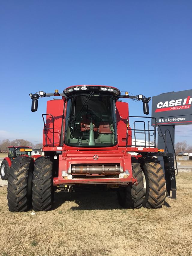 Image of Case IH 8250 equipment image 1