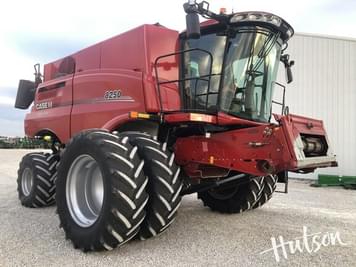 Main image Case IH 8250