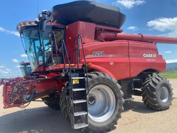 Main image Case IH 8250