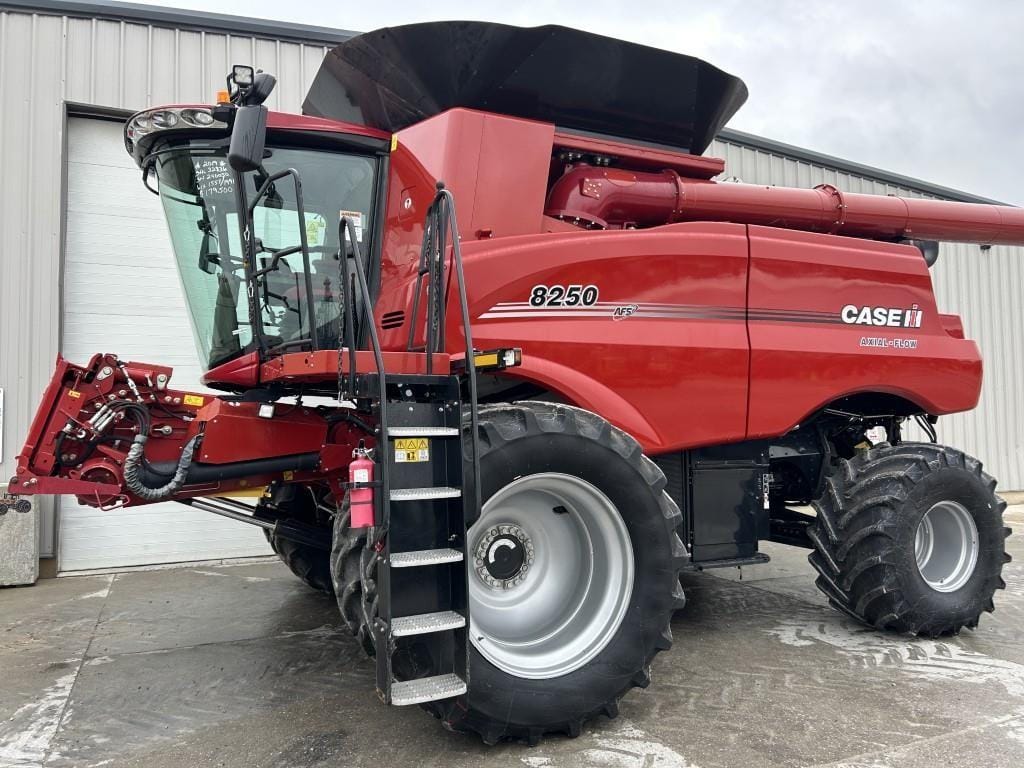 2019 Case IH 8250 Equipment Image0