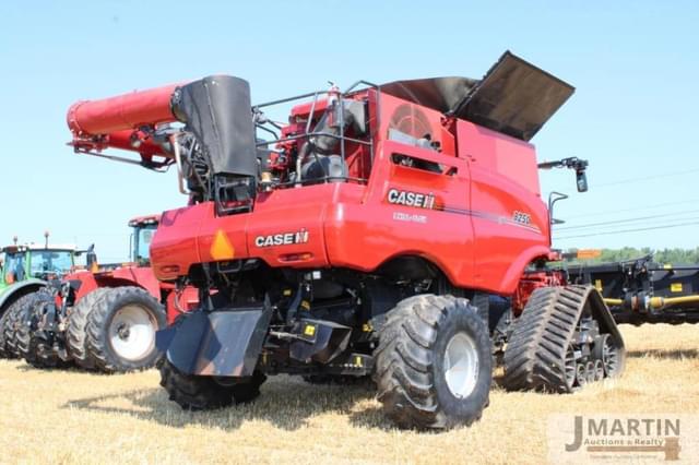 Image of Case IH 8250 equipment image 2