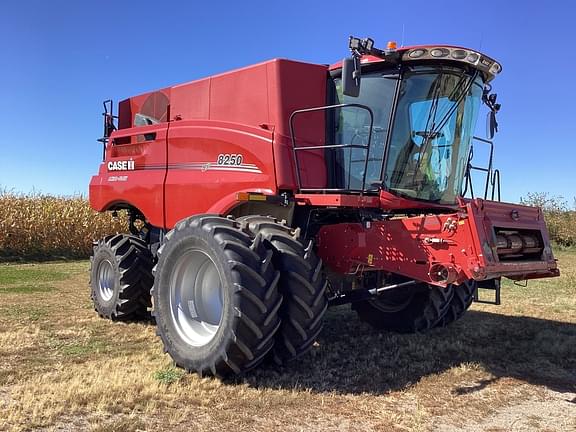 Image of Case IH 8250 Primary image