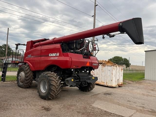 Image of Case IH 8250 equipment image 1