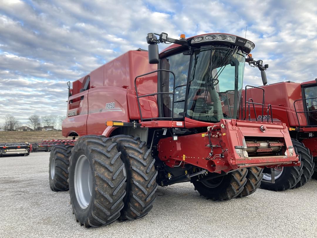 Image of Case IH 8250 Primary image