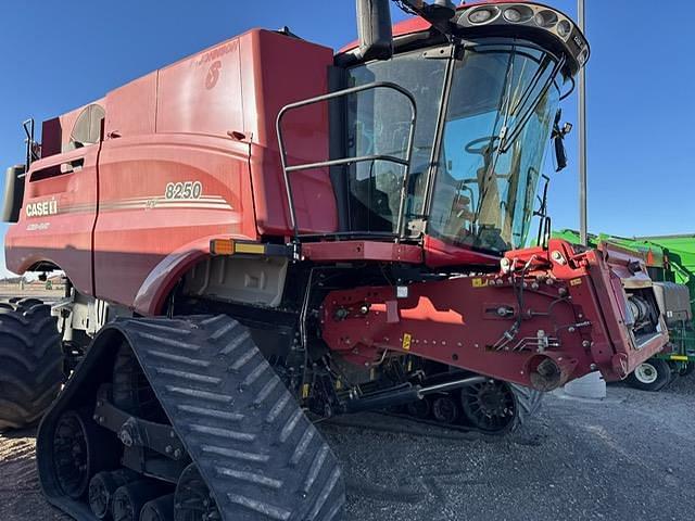 Image of Case IH 8250 Image 1