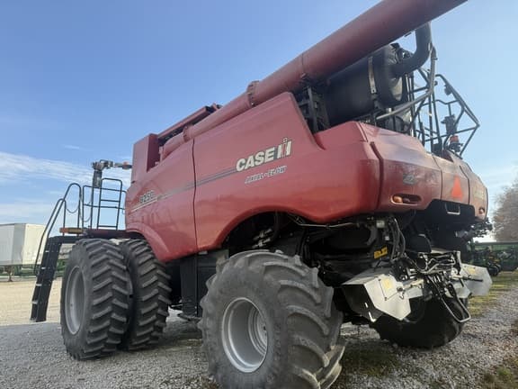 Image of Case IH 8250 equipment image 4