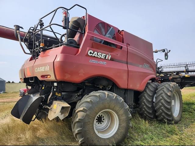 Image of Case IH 8250 equipment image 3