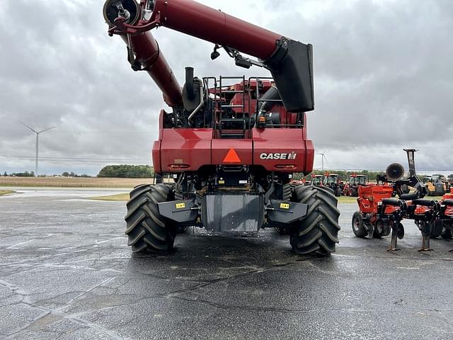 Image of Case IH 8250 equipment image 4