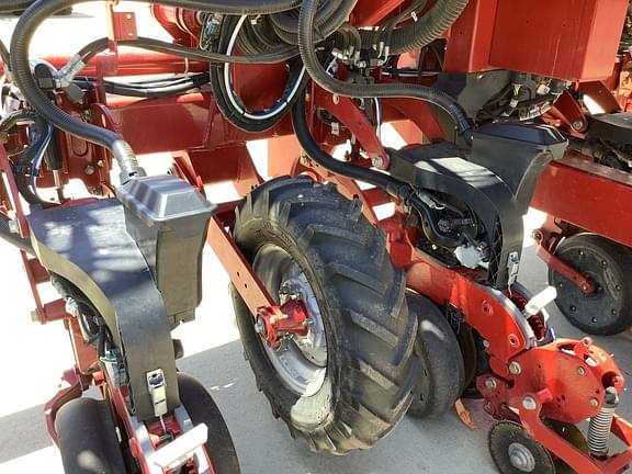 Image of Case IH 2130 equipment image 1