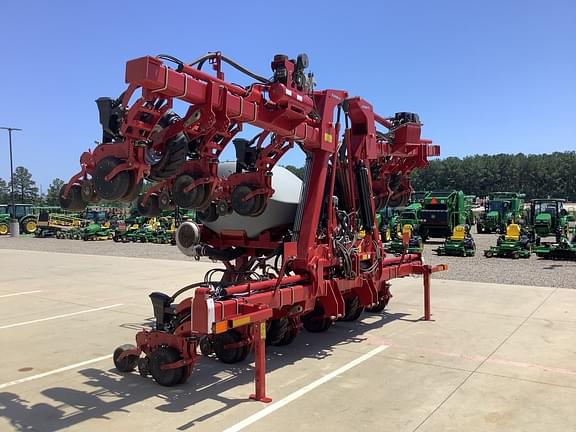 Image of Case IH 2130 equipment image 4