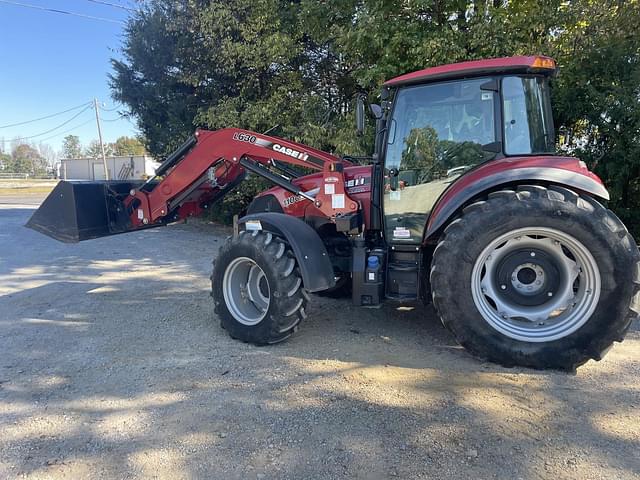 Image of Case IH Farmall 110C equipment image 2