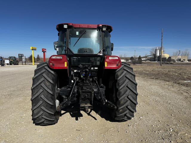 Image of Case IH Farmall 110C equipment image 1