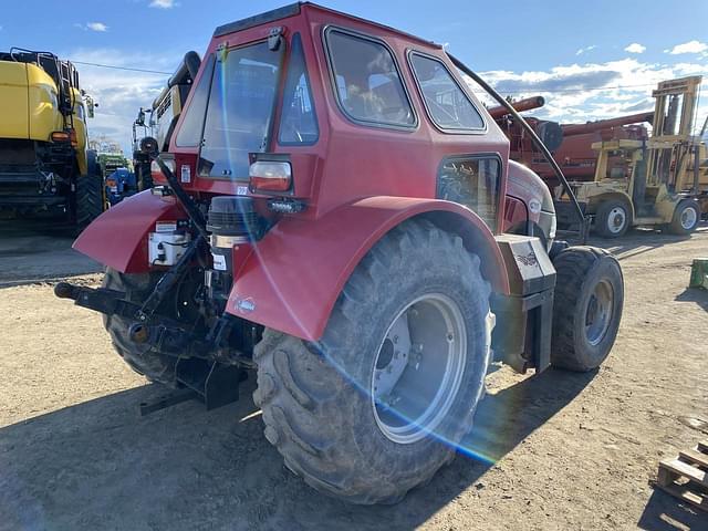 Image of Case IH Farmall 120C equipment image 2