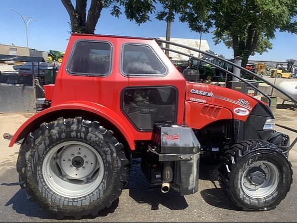 Image of Case IH Farmall 120C Primary image