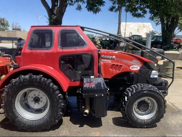 Image of Case IH Farmall 120C equipment image 4