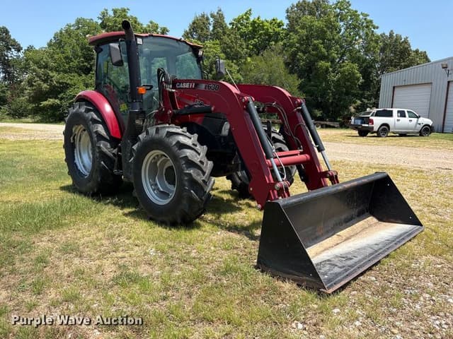 Image of Case IH Farmall 120C equipment image 2