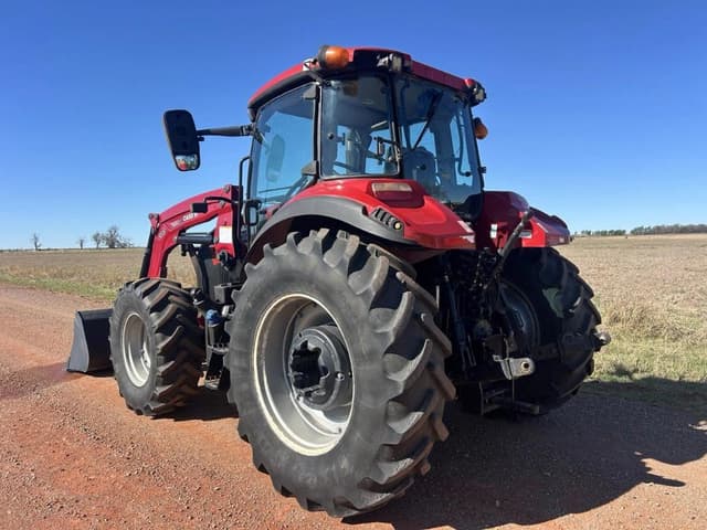 Image of Case IH Farmall 120U equipment image 2