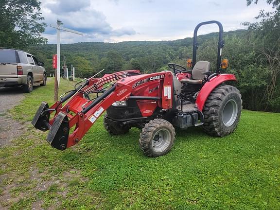 Image of Case IH Farmall 35C equipment image 1