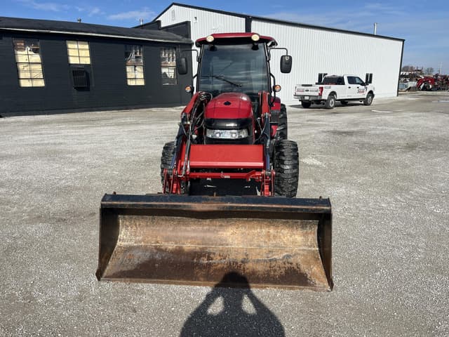 Image of Case IH Farmall 55C equipment image 1