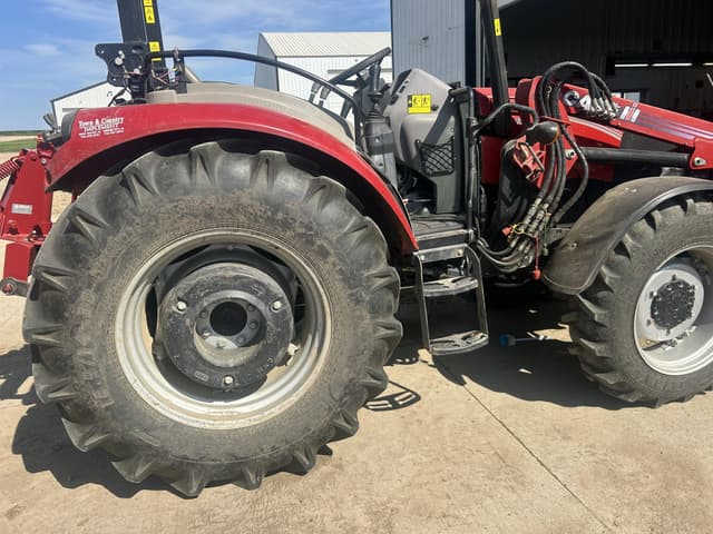 Image of Case IH Farmall 75A equipment image 3