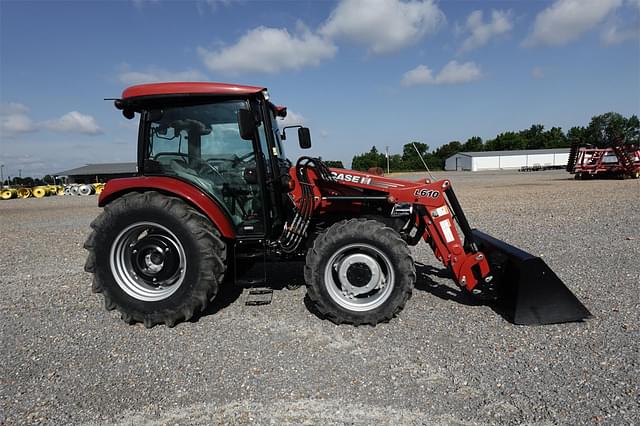 Image of Case IH Farmall 75A equipment image 2