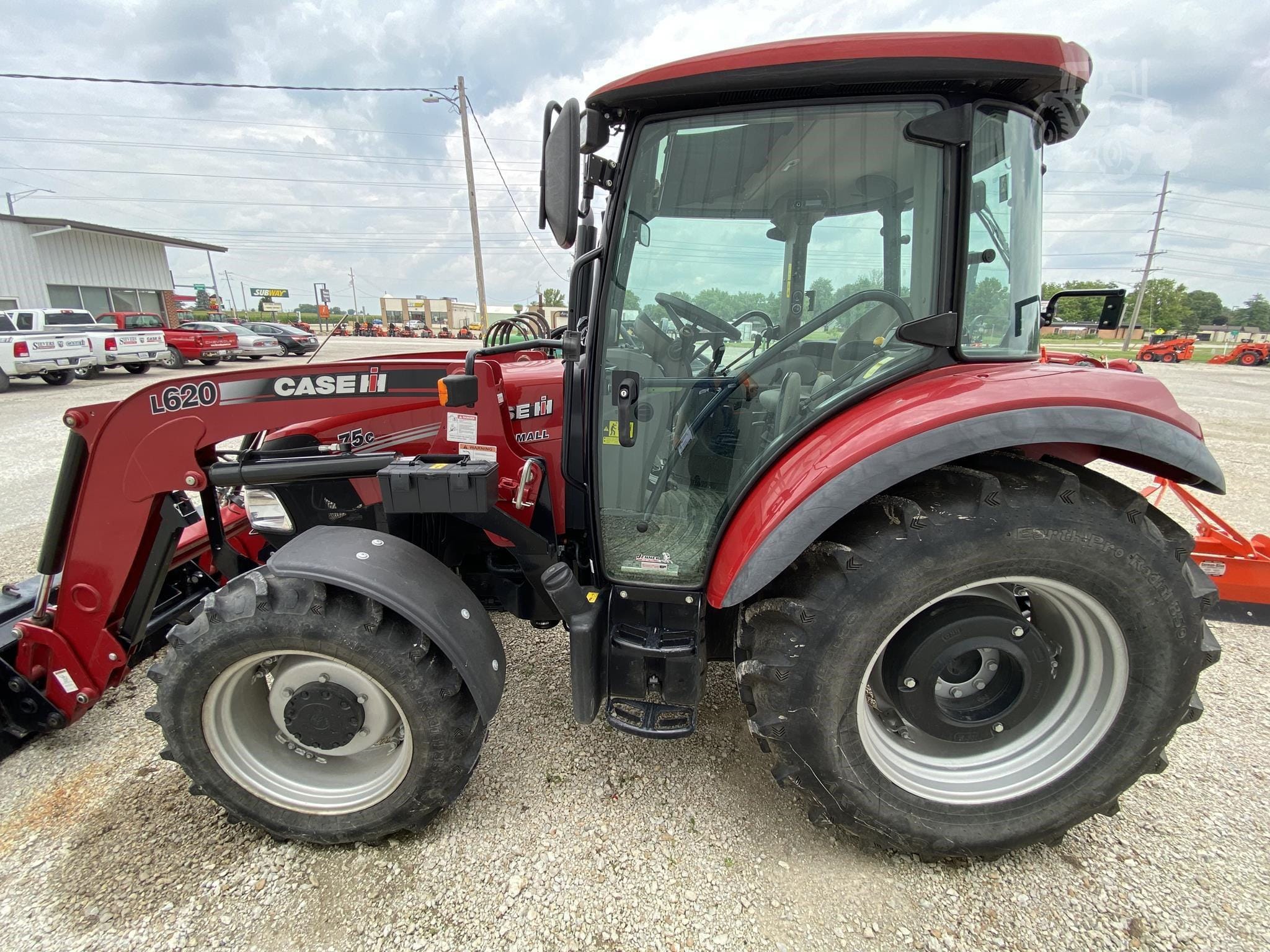 2019 Case IH Farmall 75C Equipment Image0