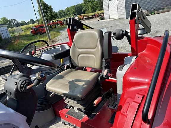 Image of Case IH Farmall 75C equipment image 1