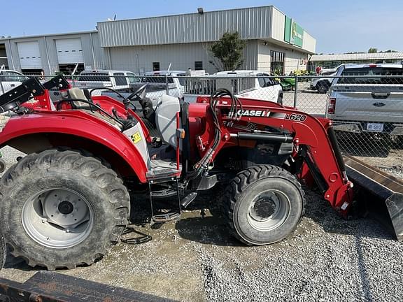 Image of Case IH Farmall 75C equipment image 3