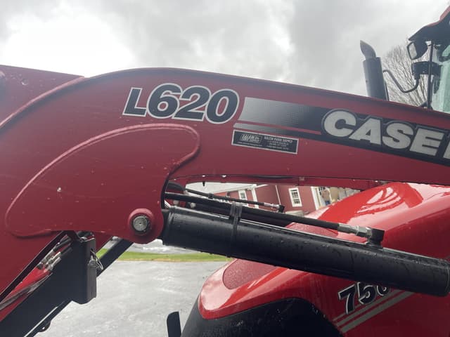 Image of Case IH Farmall 75C equipment image 2