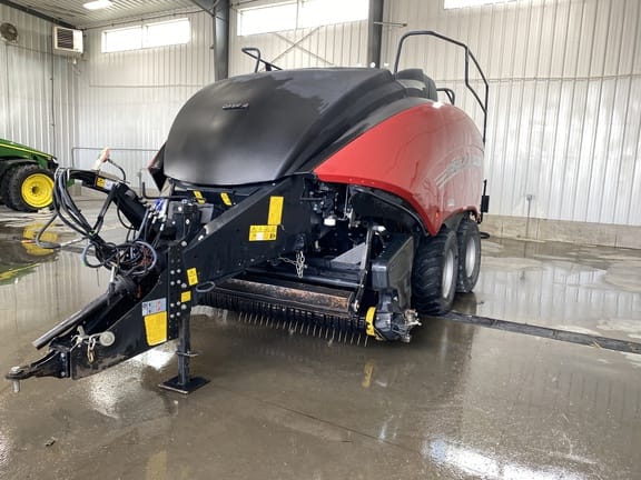 2019 Case IH LB434XL Equipment Image0