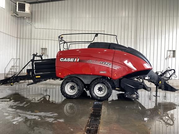 Image of Case IH LB434XL equipment image 4