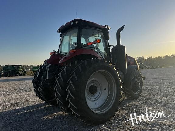 Image of Case IH Magnum 200 equipment image 2