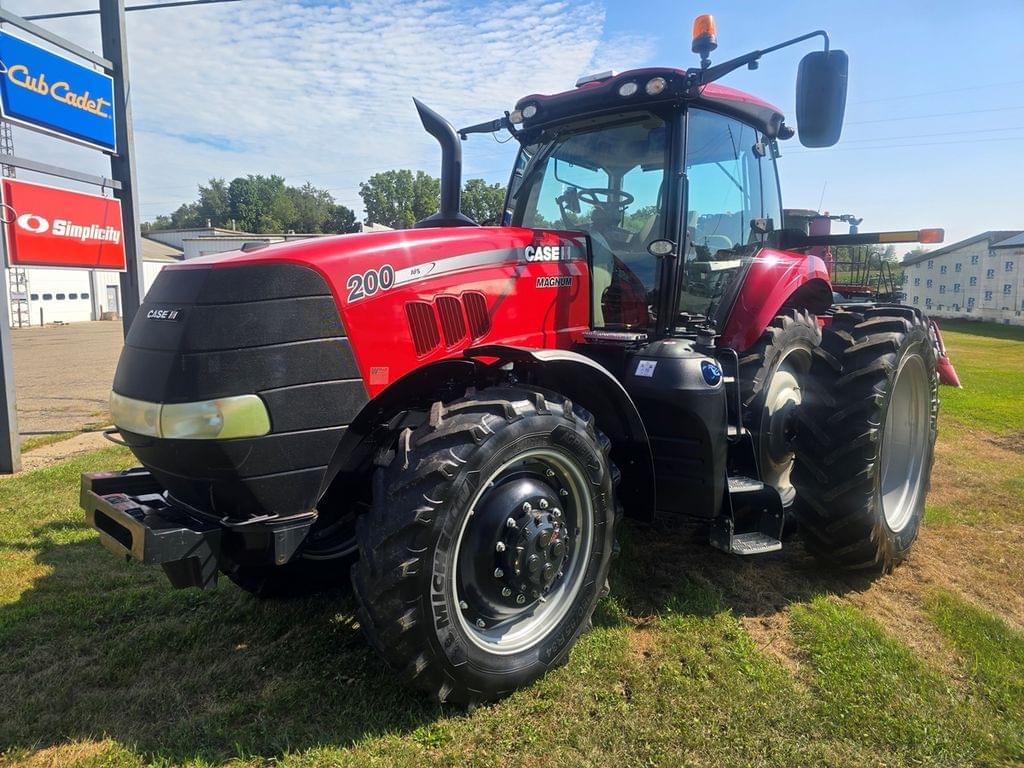 Image of Case IH Magnum 200 Primary image