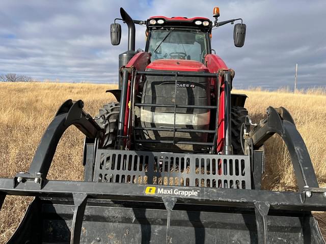 Image of Case IH Magnum 200 equipment image 3