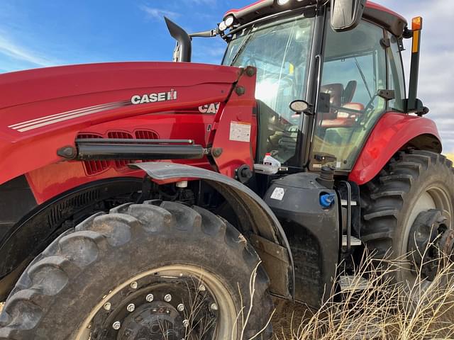 Image of Case IH Magnum 200 equipment image 2