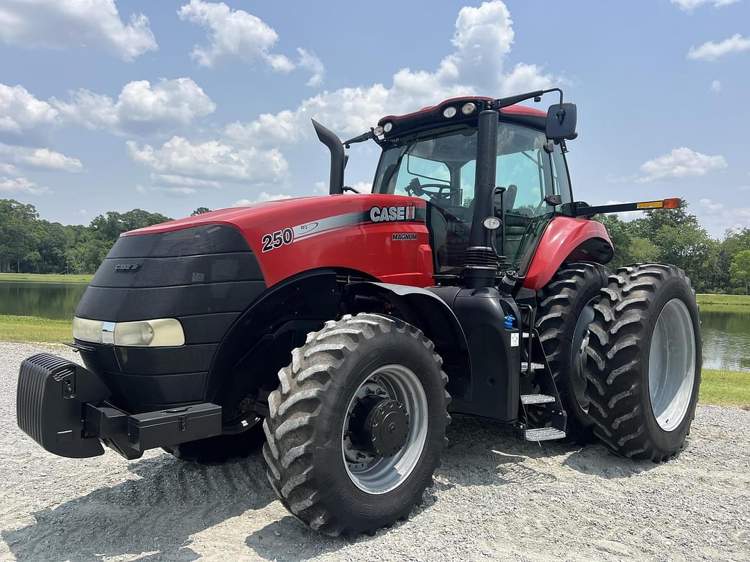 Image of Case IH Magnum 250 Primary image