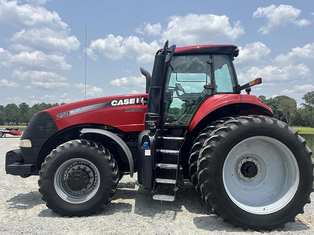 Image of Case IH Magnum 250 equipment image 1