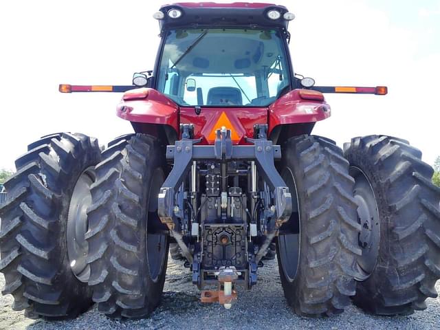 Image of Case IH Magnum 250 equipment image 4