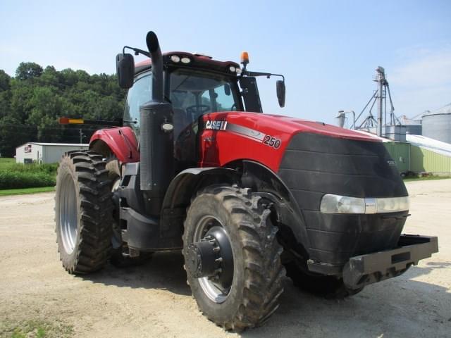 Image of Case IH Magnum 250 equipment image 4