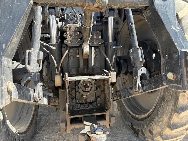 Image of Case IH Magnum 250 equipment image 4