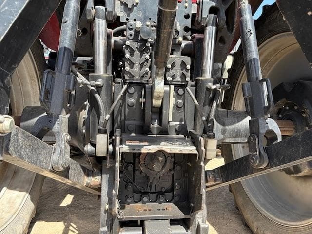 Image of Case IH Magnum 250 equipment image 3