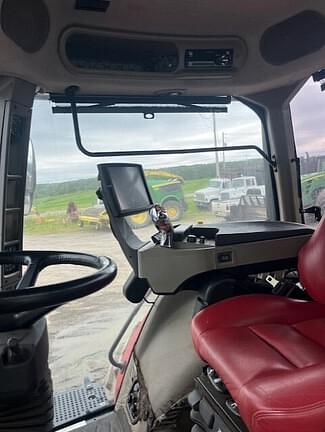 Image of Case IH Magnum 250 equipment image 4