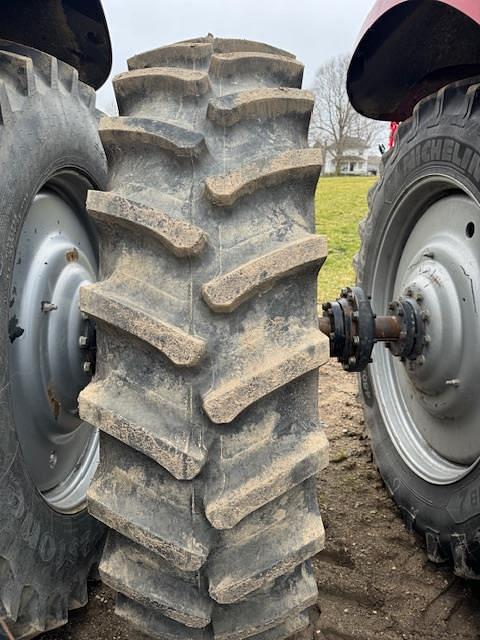 Image of Case IH Magnum 250 equipment image 3