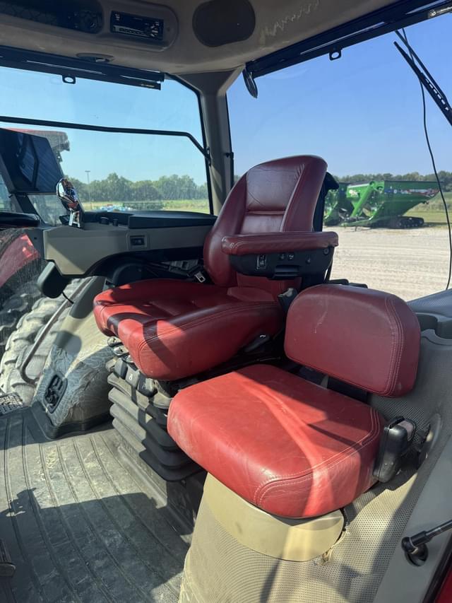 Image of Case IH Magnum 280 equipment image 3