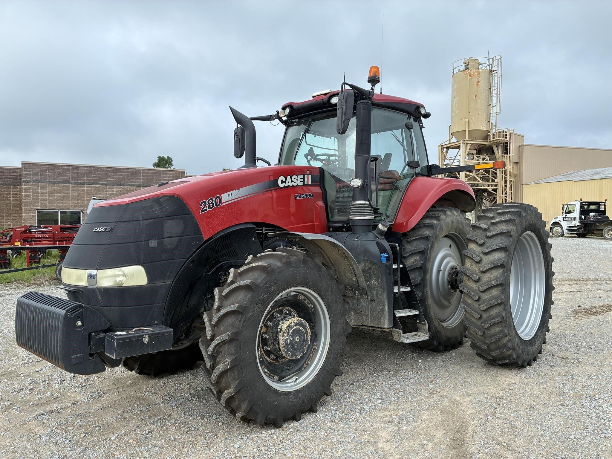2019 Case IH Magnum 280 Equipment Image0
