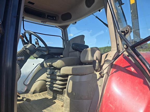 Image of Case IH Magnum 280 equipment image 4